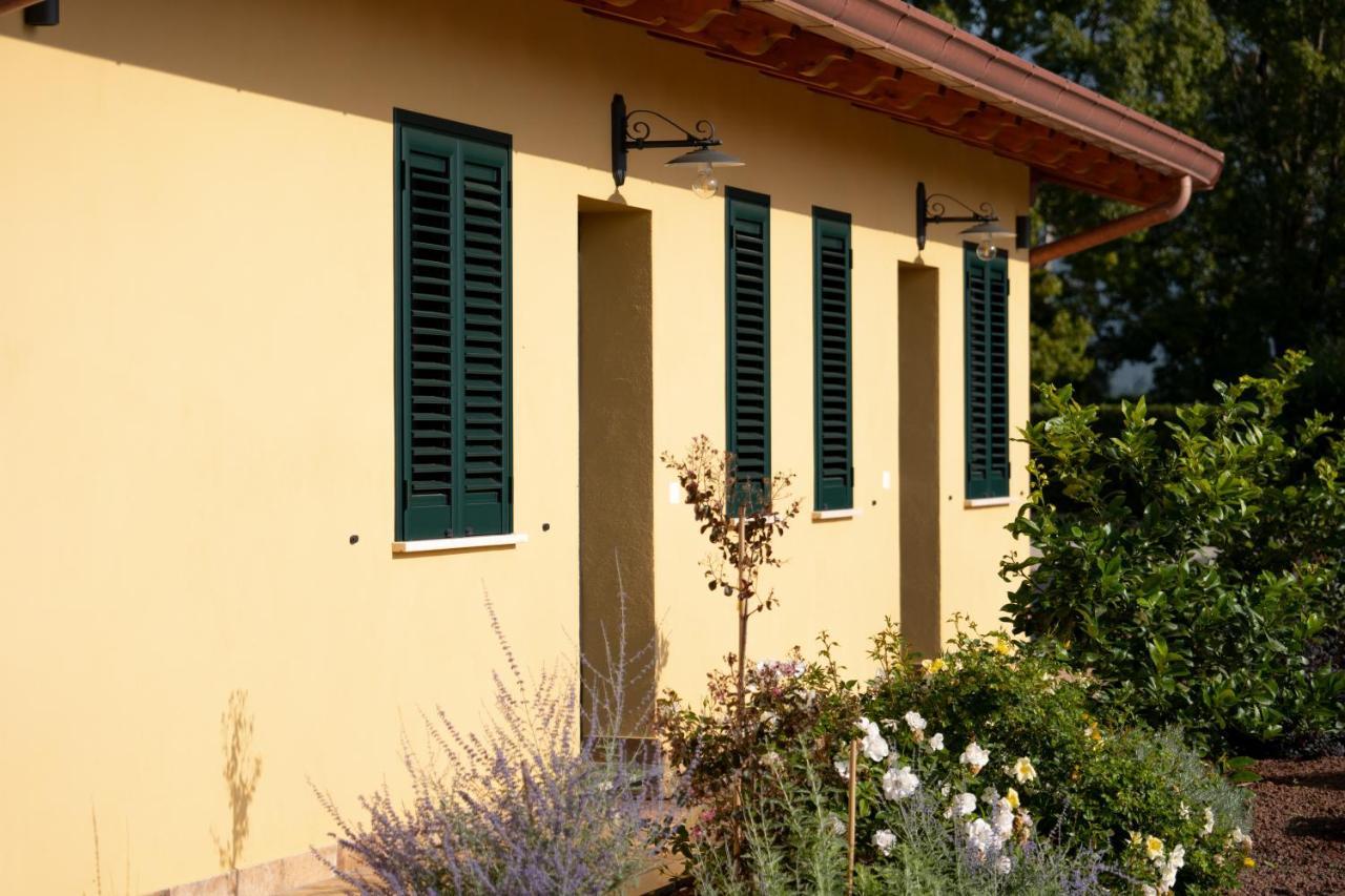 Agriturismo Casa Chiara Latina Bagian luar foto